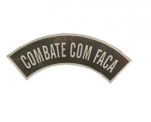 Tarjeta Emborrachada Combate com faca